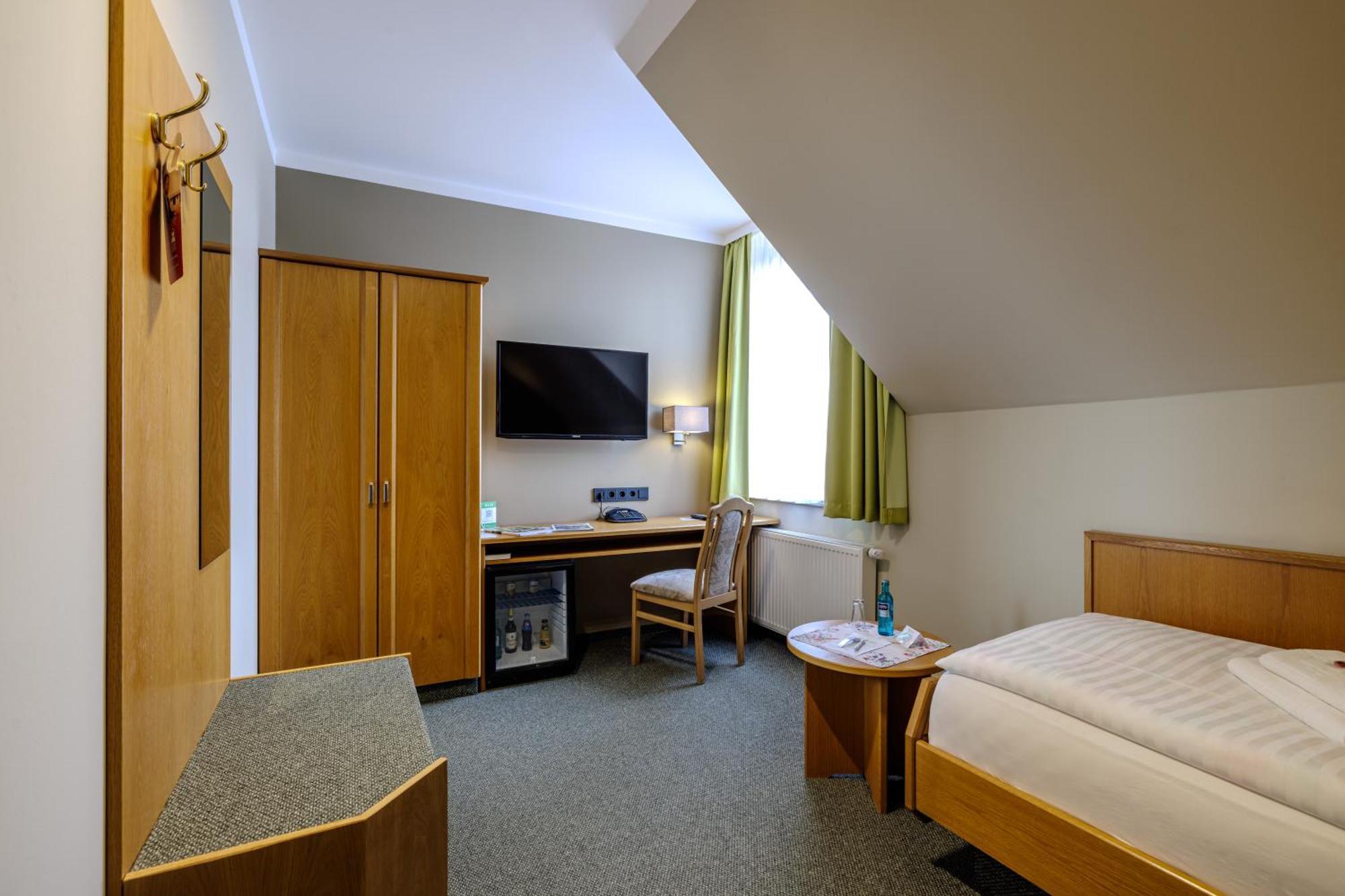 Hotel Stadt Dresden Kamenz Buitenkant foto